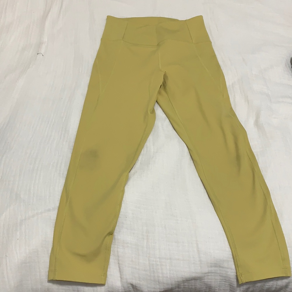 Pear Compressive High Rose Leggings